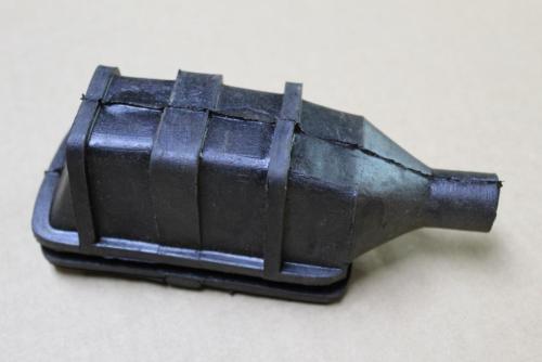 Clutch Fork Boot 2.8